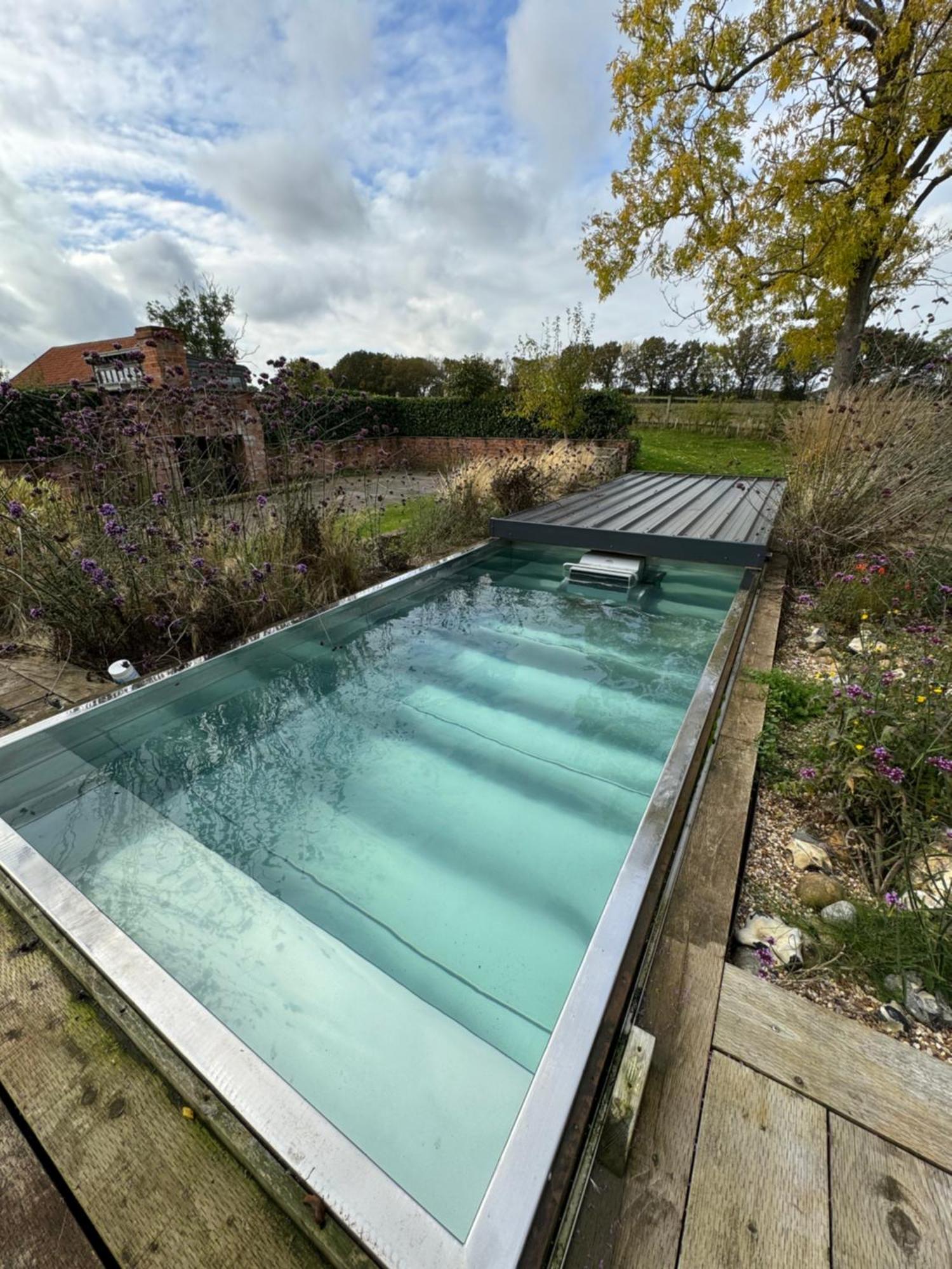 Brick Barn Villa Halstead  Exterior photo